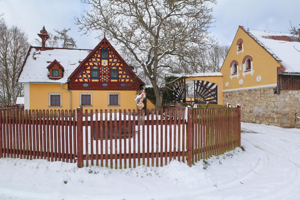 Gasthaus Hrazdeny Statek Mýtinka Exterior foto